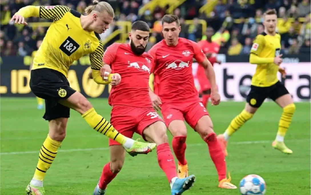 熊猫体育平台-莱比锡胜多特蒙德,逆袭壮观