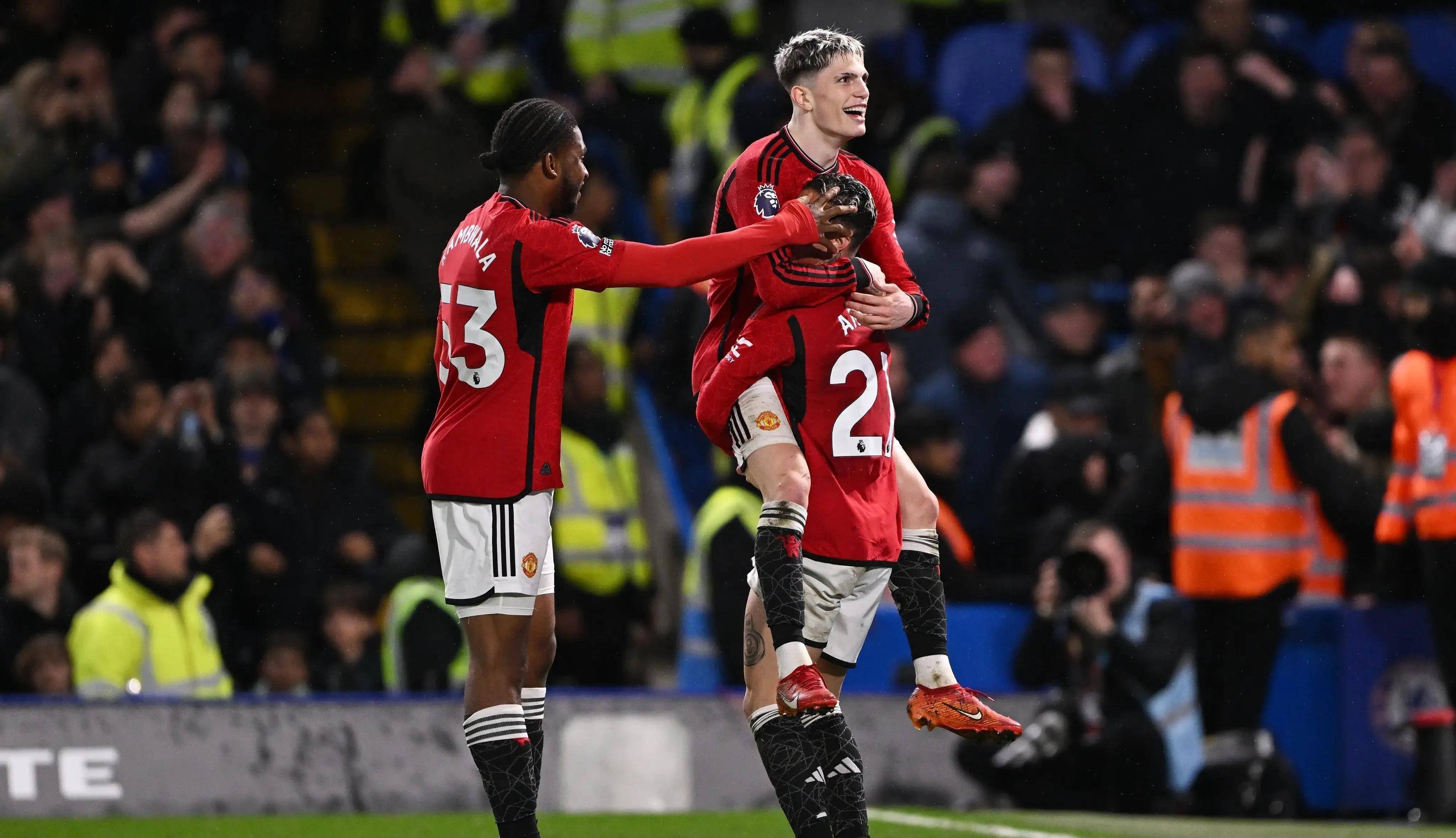 熊猫直播tv-关于利物浦主场大胜伯恩利,领跑英超积分榜的信息