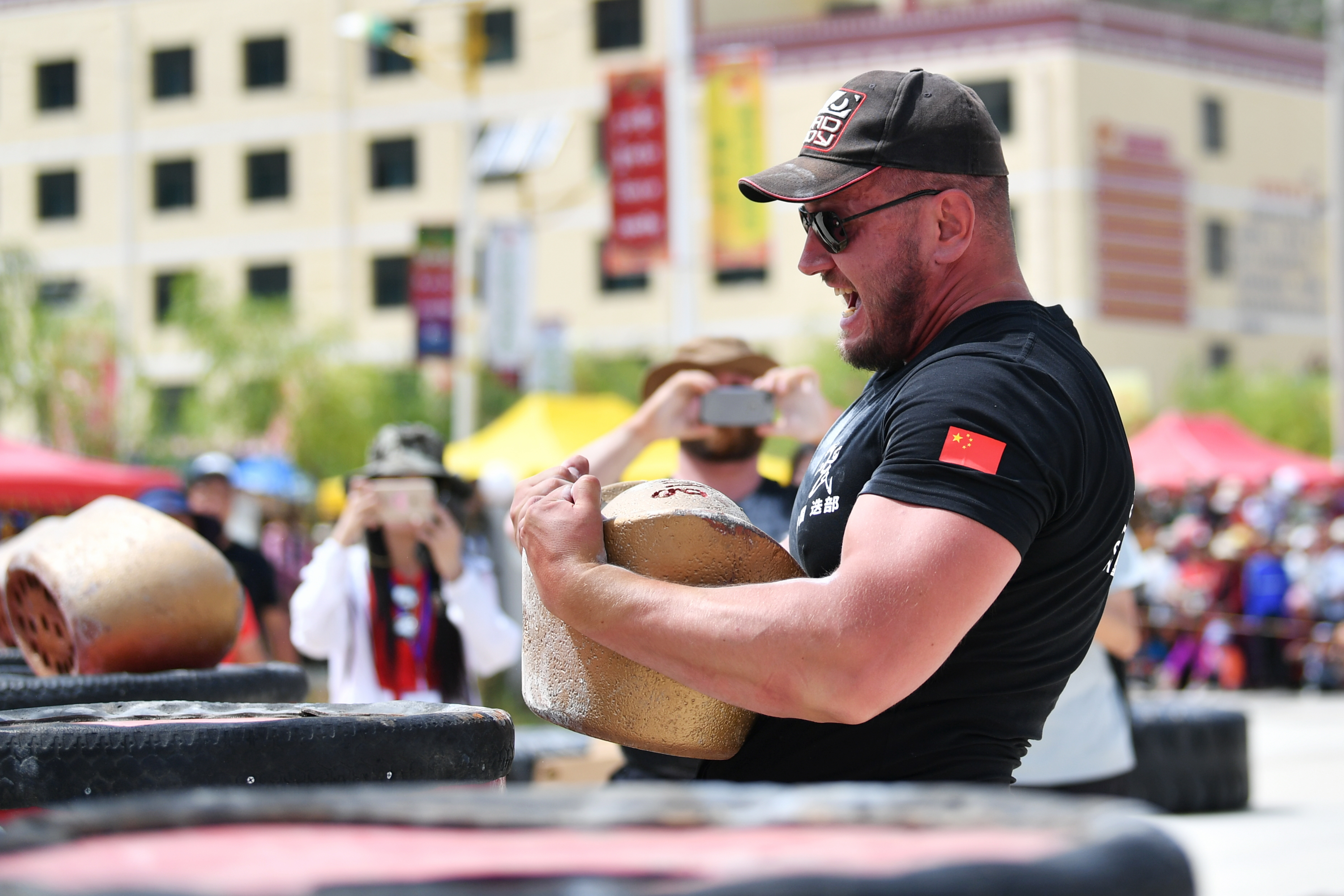 熊猫体育官方-甘肃队在比赛中展现出了强大的统治力