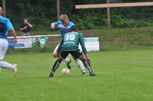 熊猫直播官网-曼联赛前体能检测通过,争冠筹备顺利