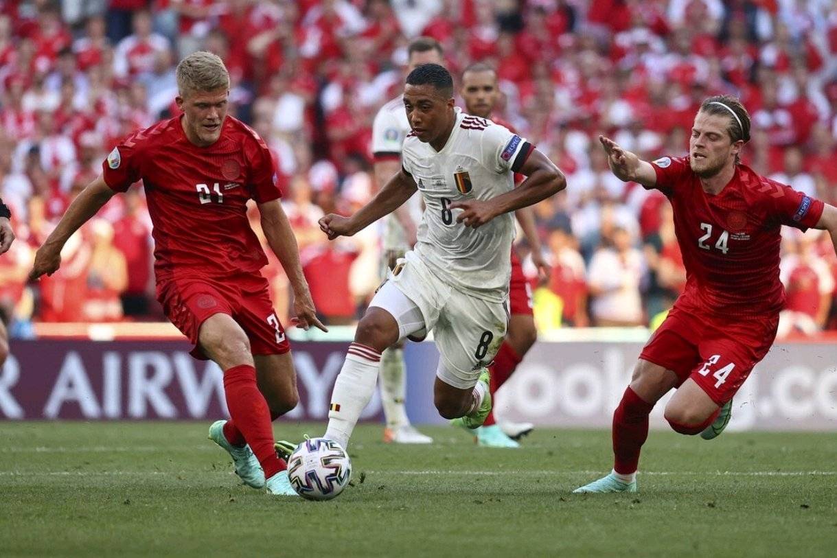 熊猫直播平台-包含马其顿客场逆转法国，出线机会大增的词条