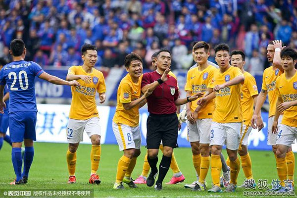 关于江苏德比:苏宁对舜天,豪强巅峰之战掀起风浪的信息 关于江苏德比:苏宁对舜天,豪强巅峰之战掀起风浪的信息