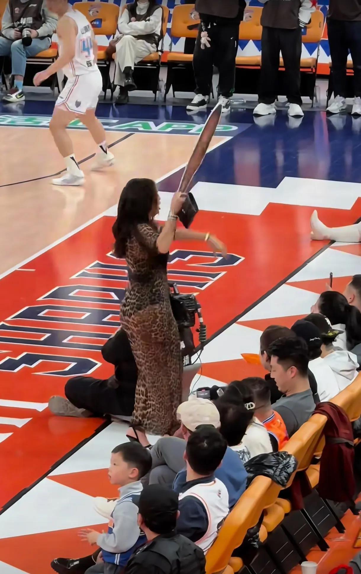 德国篮球协会举办新赛事,吸引众多球迷关注的简单介绍 德国篮球协会举办新赛事,吸引众多球迷关注的简单介绍