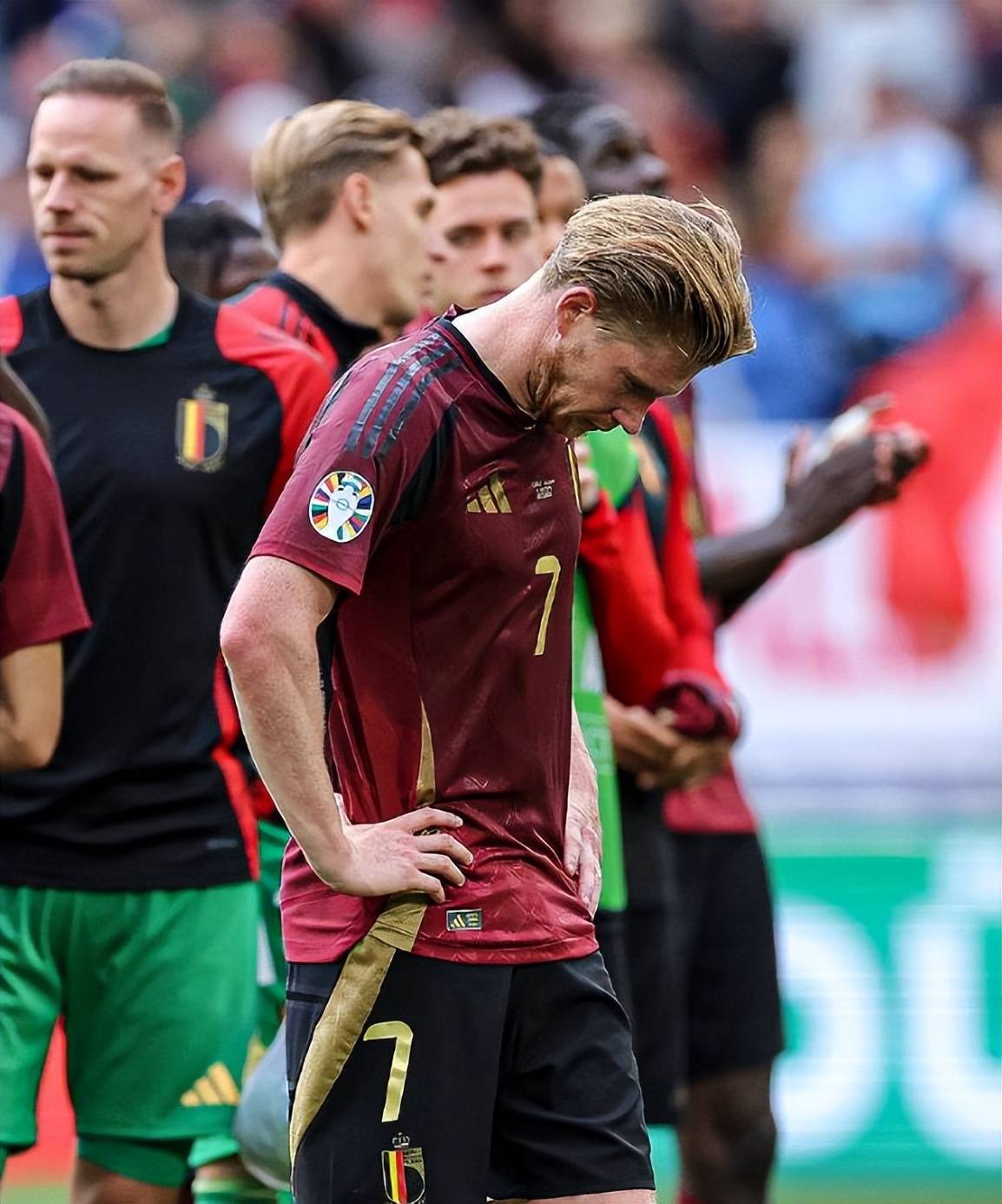 魔法似幻！英格兰队追赶葡萄牙头名之途