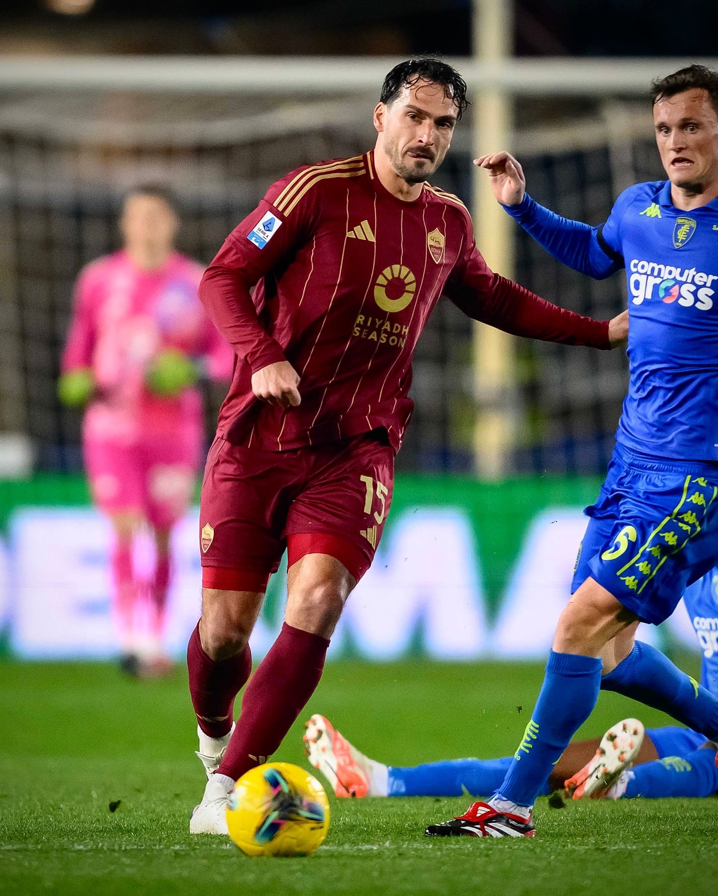 包含罗马客场逼平乌迪内斯，艰难保持不败的词条