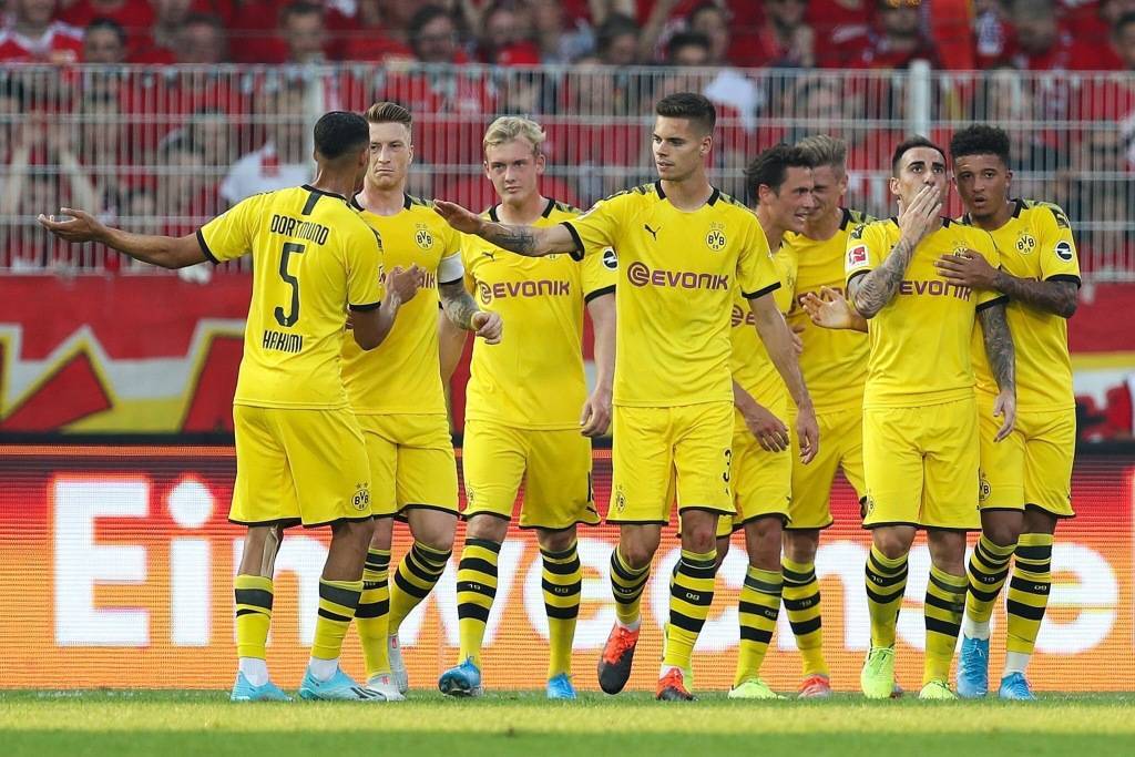 熊猫体育app-斯图加特战术灵活,成功战胜对手