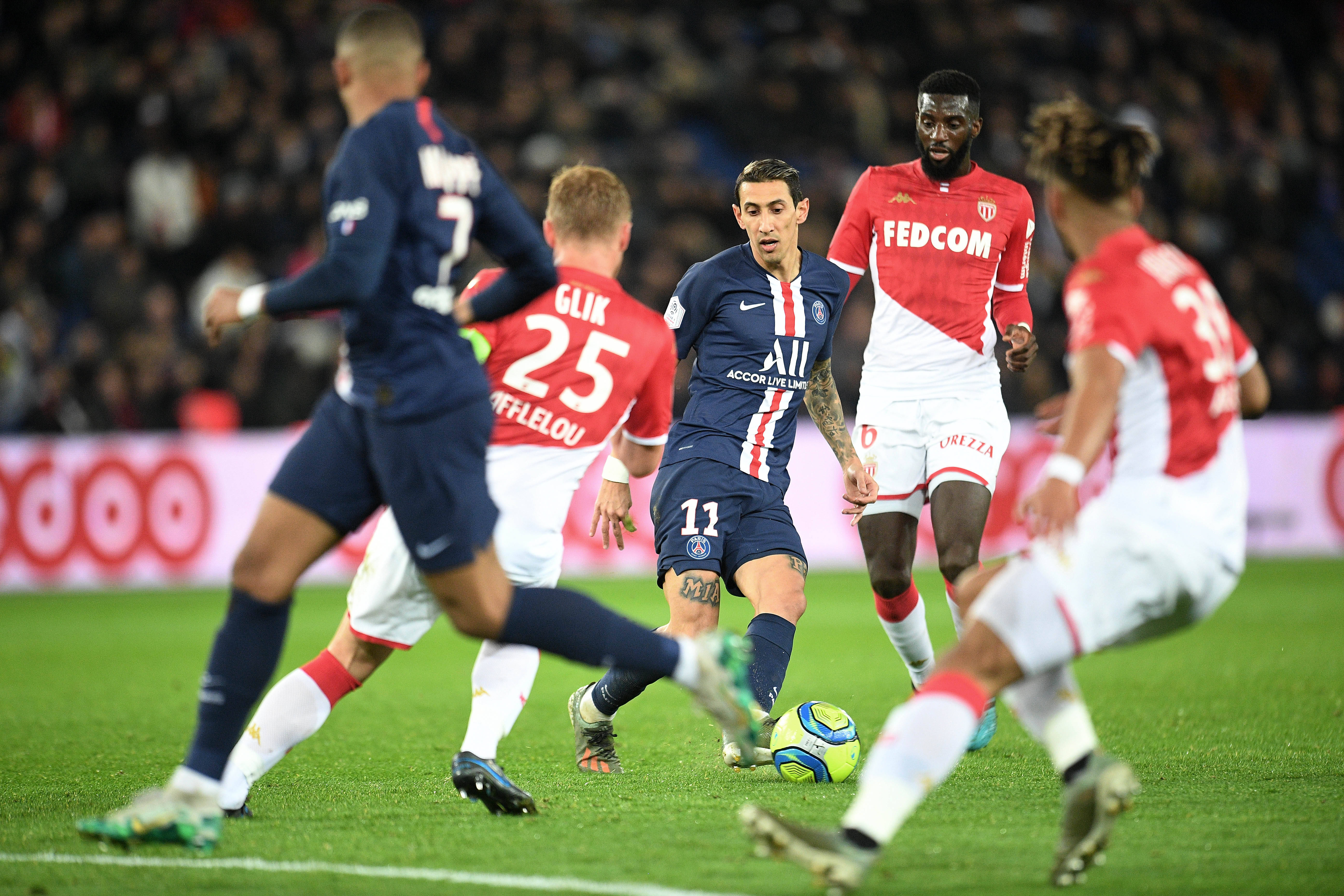 关于里尔客场挑战南特,全队团结一心向前冲的信息 关于里尔客场挑战南特,全队团结一心向前冲的信息