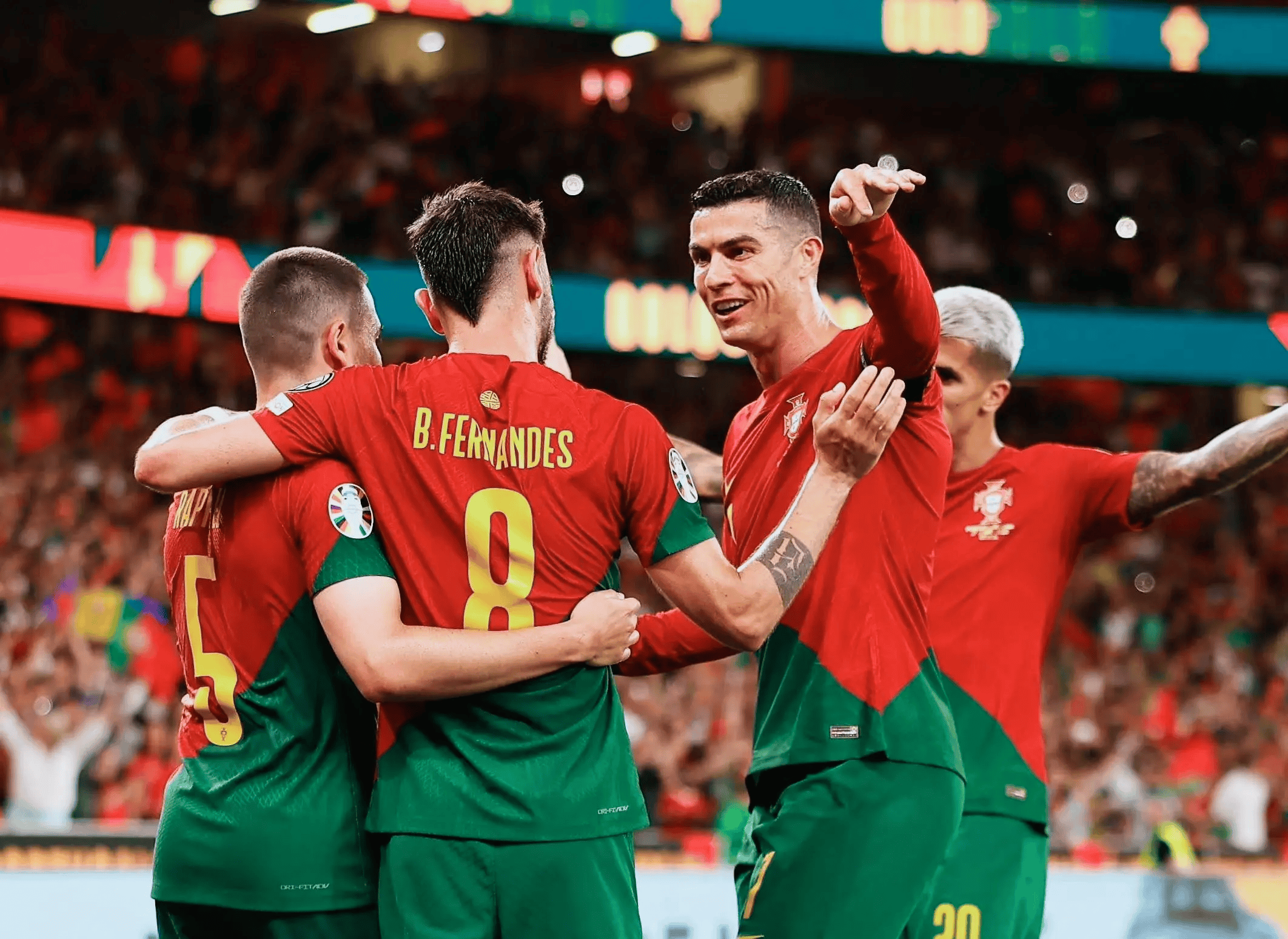 葡萄牙足球队取得重要胜利,积分榜上升 葡萄牙足球队取得重要胜利,积分榜上升