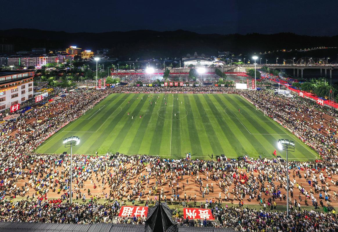 熊猫体育官方网站-火爆足球盛宴即将面世，精彩纷呈