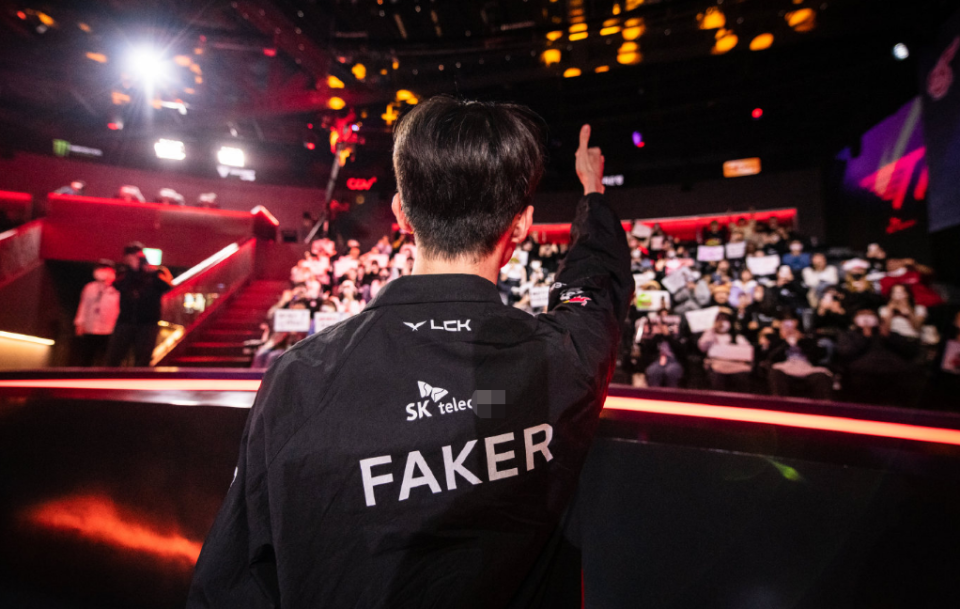 G2险胜V5,Gumayusi打出惊人五杀焦点之战半决赛,引爆全场热议的简单介绍 G2险胜V5,Gumayusi打出惊人五杀焦点之战半决赛,引爆全场热议的简单介绍