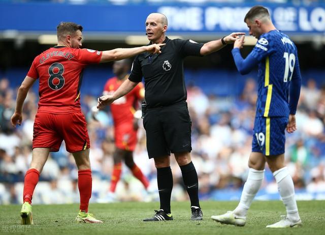 熊猫体育-沃特福德中场传射破门，帮助球队夺得宝贵三分