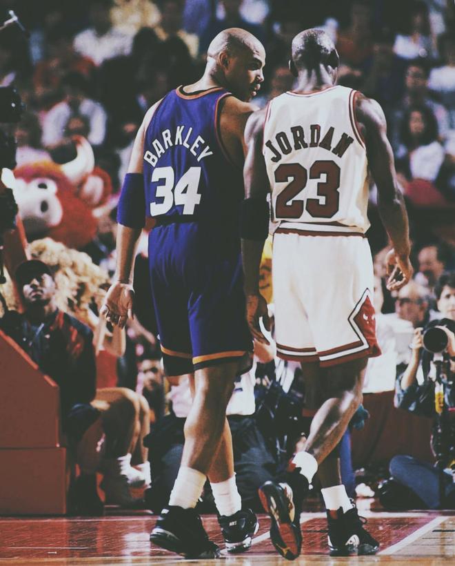 阿贾克斯面对皇家贝蒂斯,实力对比旗鼓相当 阿贾克斯面对皇家贝蒂斯,实力对比旗鼓相当